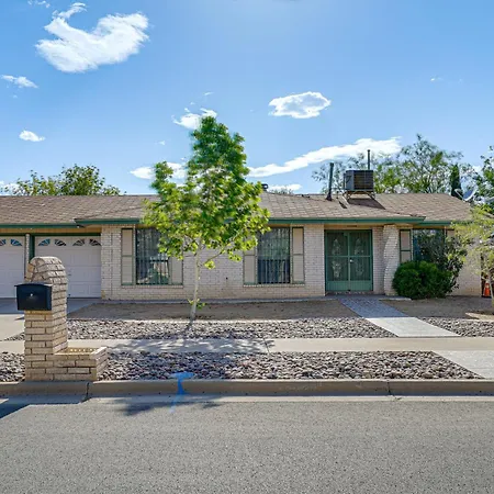 Pet-Friendly El Paso Home About 9 Mi To Fort Bliss!
